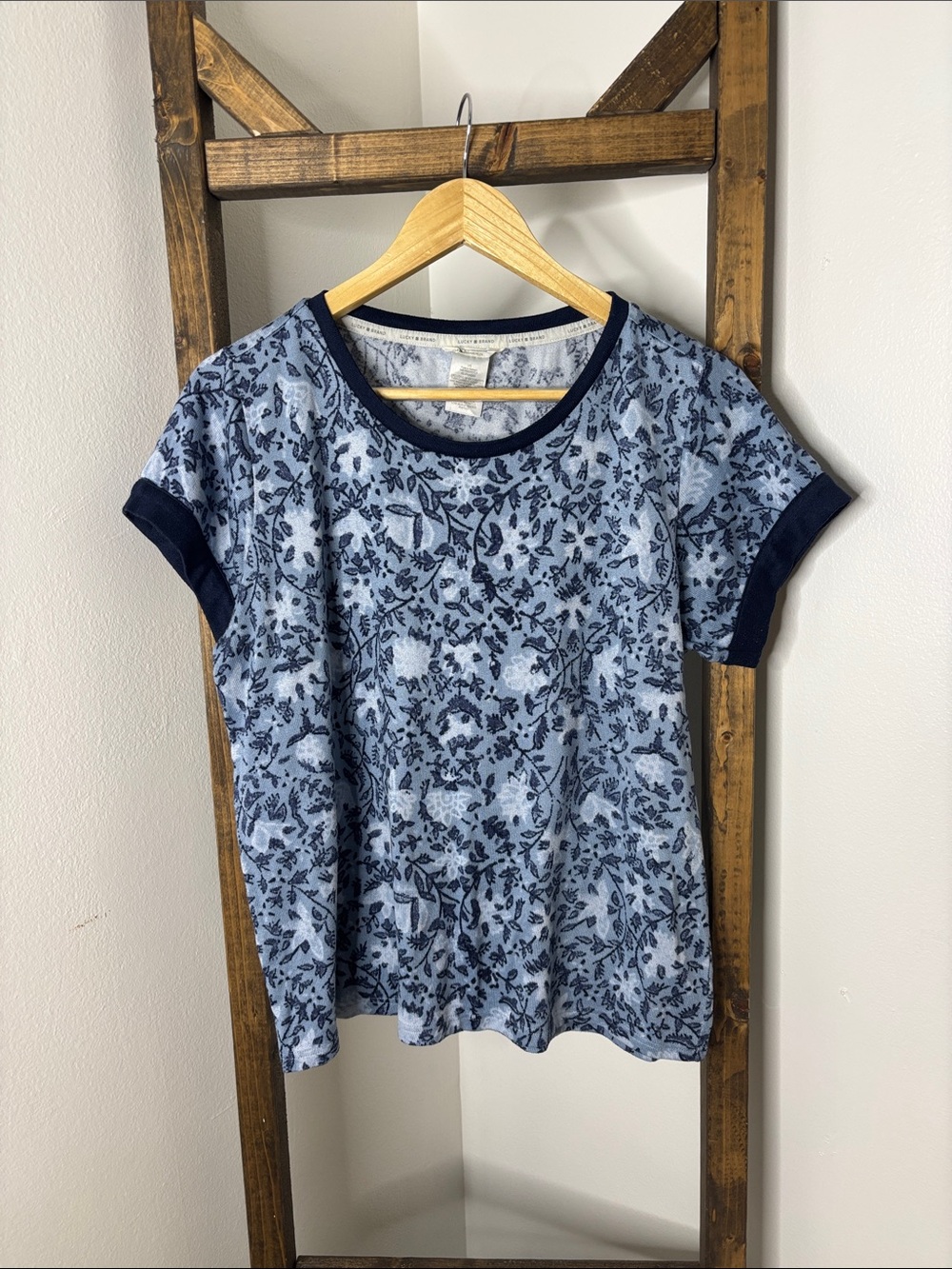 Lucky Brand Blue Floral Ringer Tee Size L